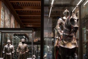 Armeemuseum - Paris - historische Ritterrüstungen