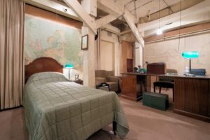 Churchill War Rooms - London - Schlafzimmer und Arbeitszimmer vom Premierminister im zweiten Weltkrieg