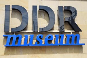 Logo des DDR Museums Berlin -Ausstellung zur Geschichte der DDR