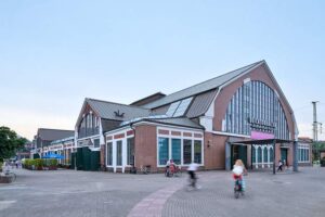 Deichtorhallen Hamburg - Außenansicht: Das Gebäudeensemble der Halle für aktuelle Kunst und des Hauses der Photographie am Oberhafen