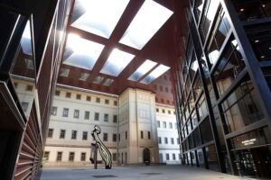 Museo Reina Sofía - Madrid - Neues Museumsgebäude von Jean Nouvel