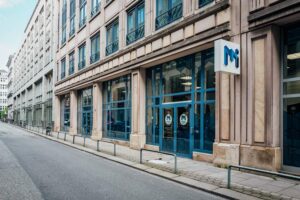 Museum der Illusionen Hamburg - Außenansicht: Außenansicht: Eingangsbereich des Museums in der Hamburger Innenstadt