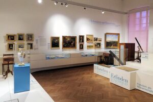 Potsdam Museum - Ausstellung:'Forschen und Erfinden' mit Gemälden, Büchern und historischen wissenschaftlichen Instrumenten