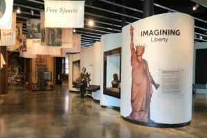Statue of Liberty Museum - Ausstellung: Imagining Liberty