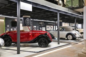 Verkehrsmuseum - Dresden - Auto mit Gläser-Karosserie